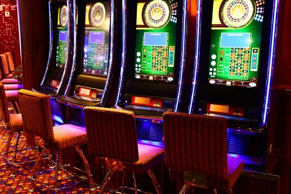 sultantoto wap platform interface showing sportsbook, live dealer, and slots categories